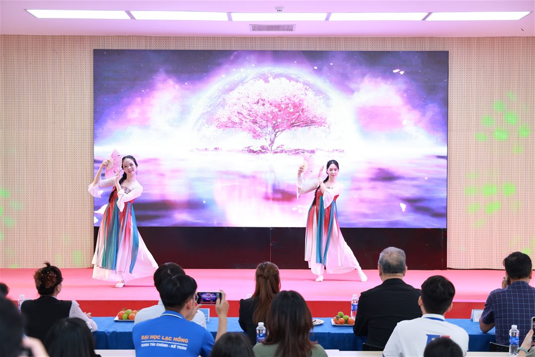 Giao lưu văn hóa, học thuật LHU và Minh Tân - Bước tiến mới trong kết nối sinh viên Việt – Đài